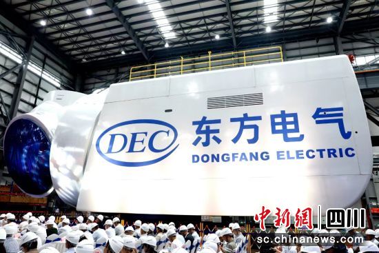 ȫ�����18����ֱ�������Ƶ����������ʽ�ֳ���888����6008��ͼ